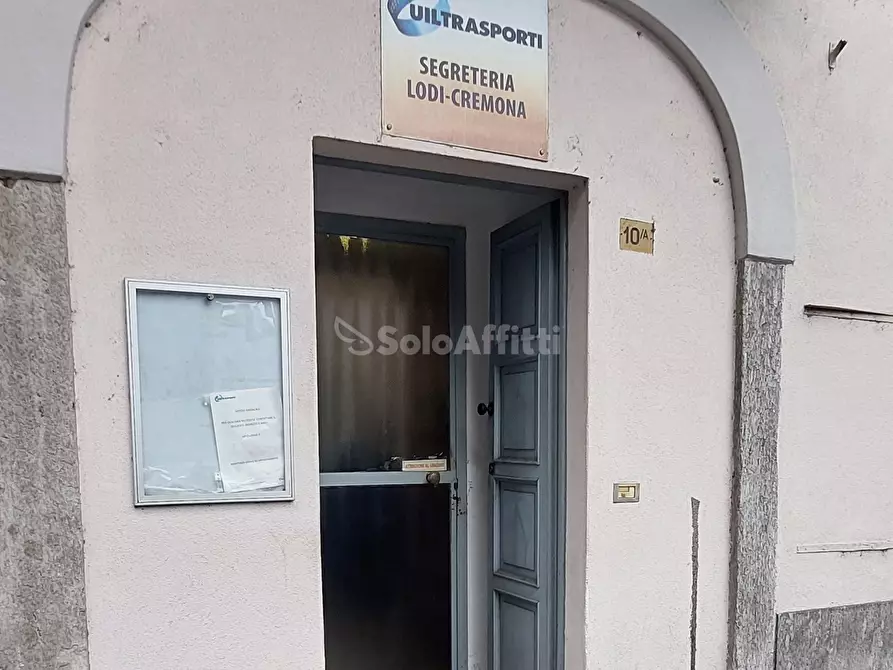 Immagine 8 di Ufficio in affitto  a Lodi