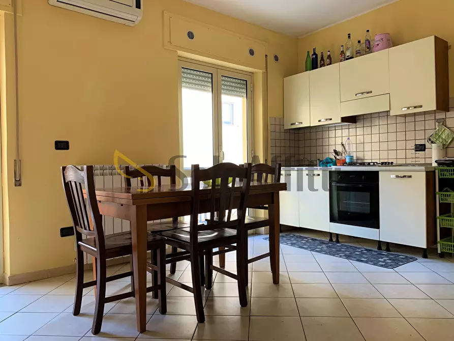 Immagine 2 di Trilocale in affitto  a Catanzaro