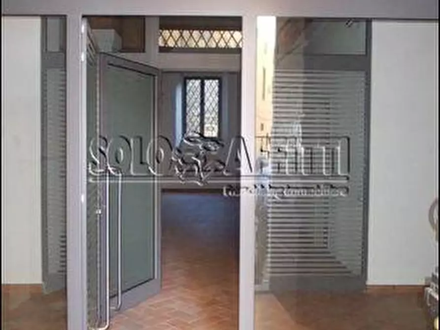 Immagine 4 di Ufficio in affitto  a Livorno
