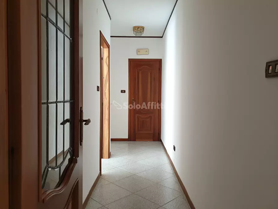 Immagine 4 di Stanza singola in affitto  a Catanzaro