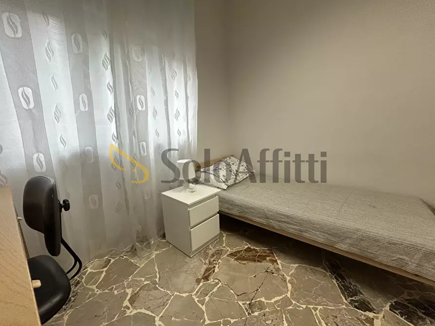 Immagine 25 di Quadrilocale in affitto  in Via Oulx 30 a Torino