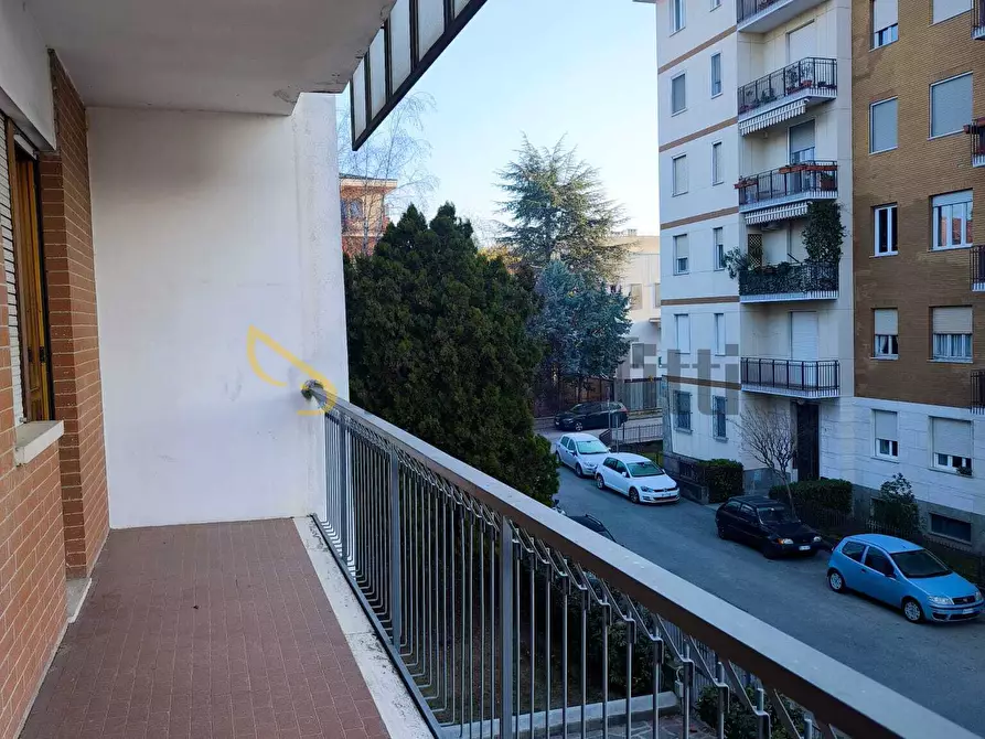 Immagine 11 di Quadrilocale in affitto  in Via Don Lorenzo Perosi 9 a Chieri