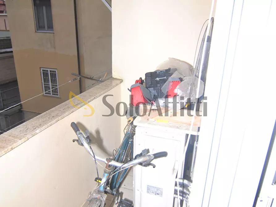 Immagine 9 di Appartamento in affitto  a Livorno