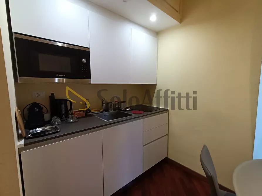 Immagine 8 di Monolocale in affitto  in Via Marche a Roma