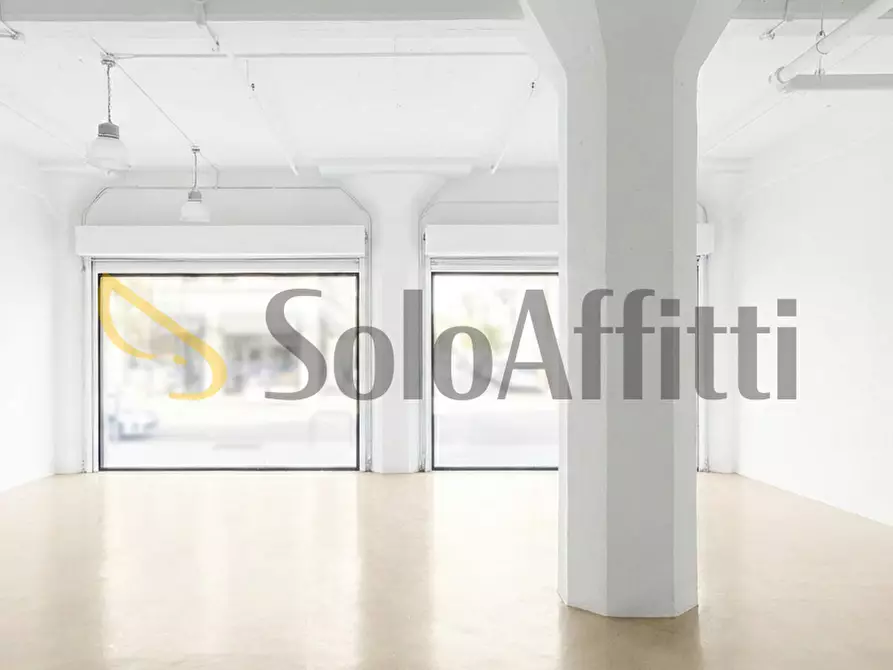 Immagine 1 di Laboratorio in affitto  a Carpi