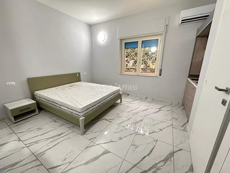 Immagine 25 di Monolocale in affitto  in Viale Abramo Lincoln a Caserta