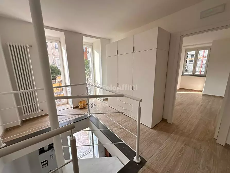 Immagine 32 di Trilocale in affitto  in Via delle Ferriere 20 a Caserta