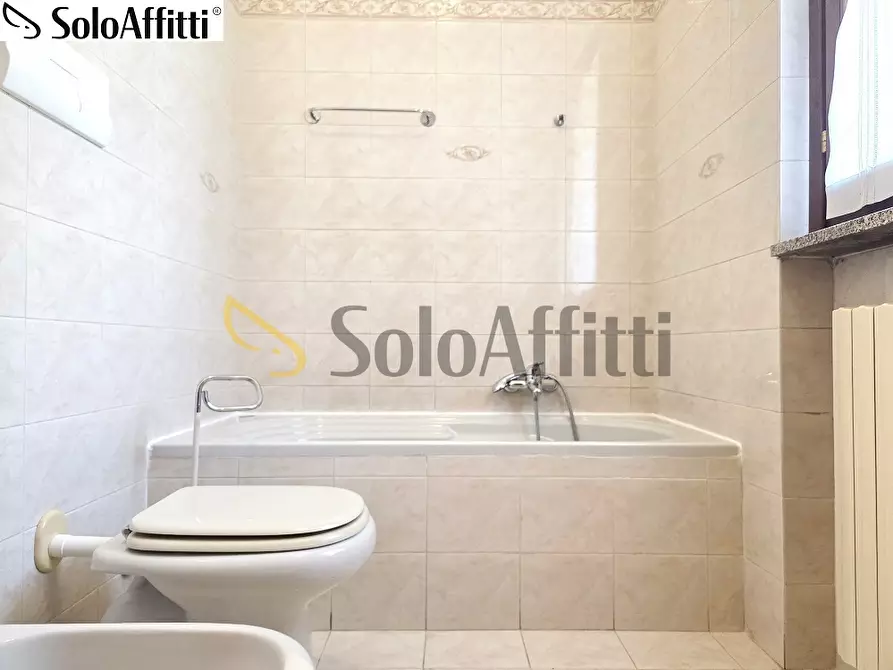 Immagine 14 di Bilocale in affitto  in Via Giacomo Puccini 22 a Cesano Maderno