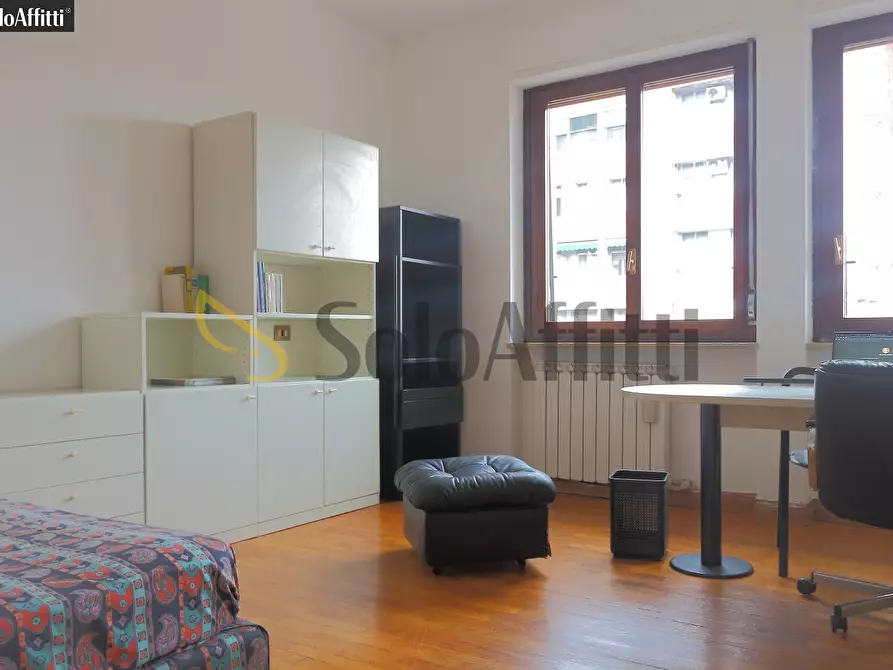 Immagine 44 di Trilocale in affitto  in Piazza Aldo Moro 1 a Cologno Monzese