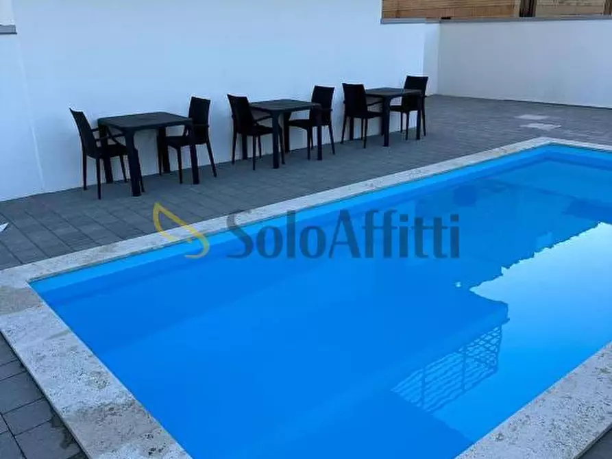 Immagine 14 di Trilocale in affitto  in Via delle Emarginule a Fiumicino