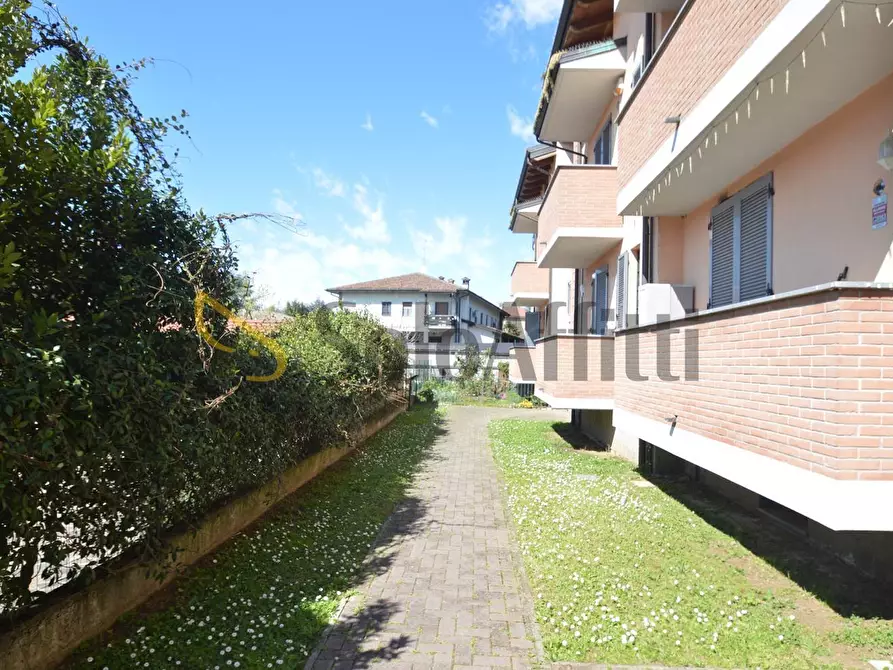 Immagine 16 di Bilocale in affitto  in Via Giuseppe di Vittorio 3 a Lacchiarella