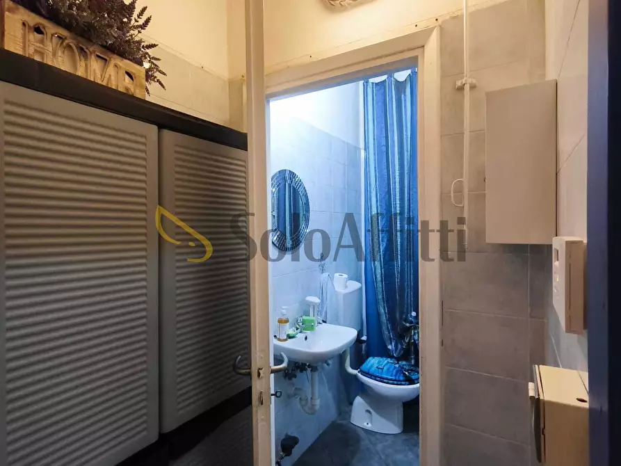 Immagine 11 di Locale commerciale in affitto  in Via Pietro Francesco Guala 112/A a Torino