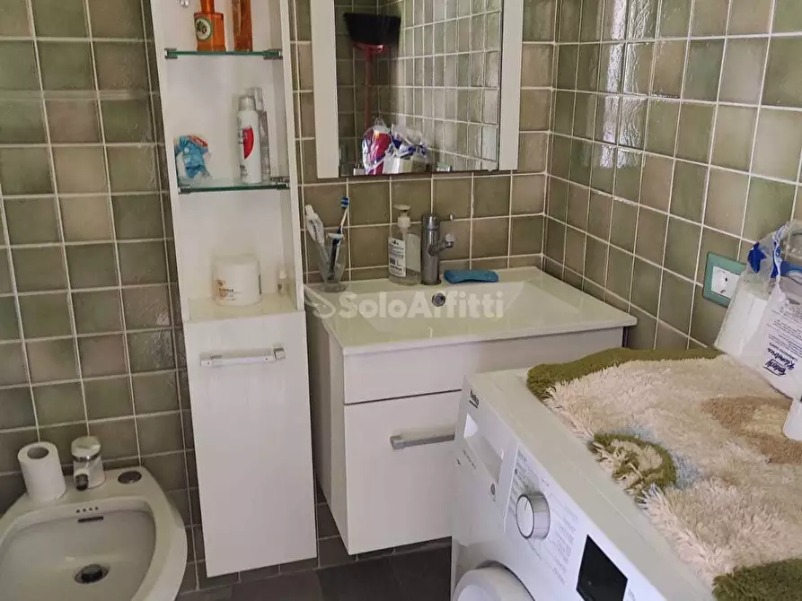 Immagine 10 di Loft/Open space in affitto  a Latina