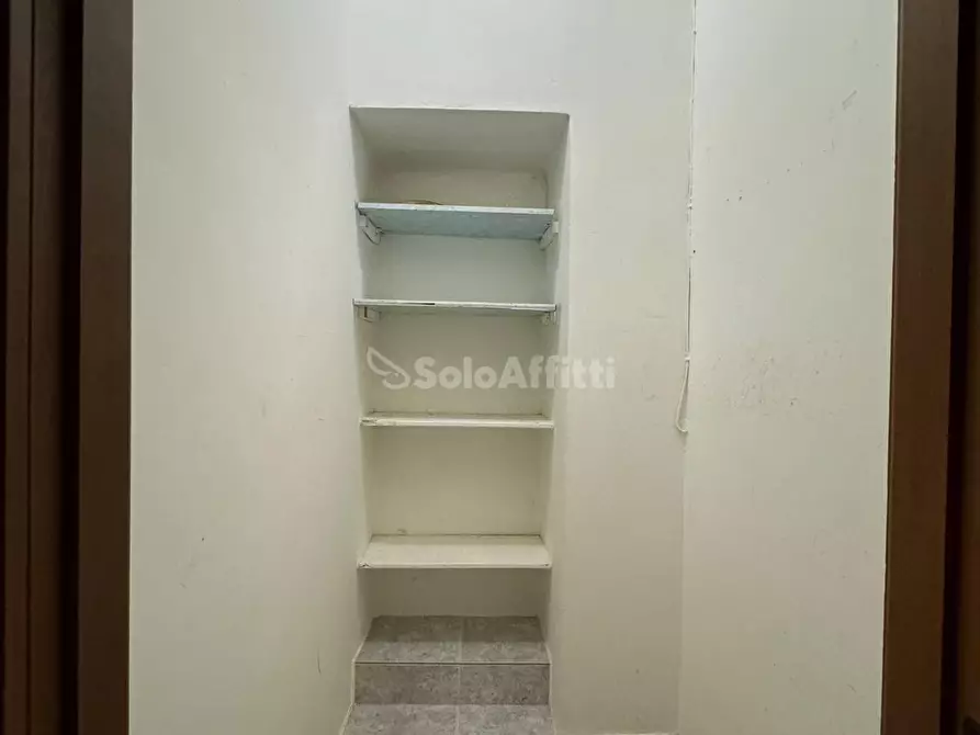 Immagine 10 di Bilocale in affitto  in Via Bari a Torino