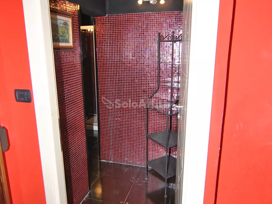 Immagine 5 di Loft/Open space in affitto  a Livorno