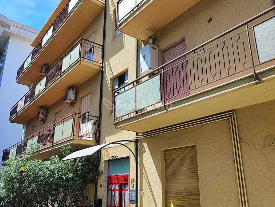 Immagine 1 di Trilocale in affitto  in Via dei Tre Mulini a Reggio Di Calabria