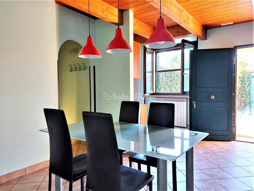 Immagine 12 di Villetta a schiera in affitto  in Viale dei Monti dell'Ara a Fiumicino