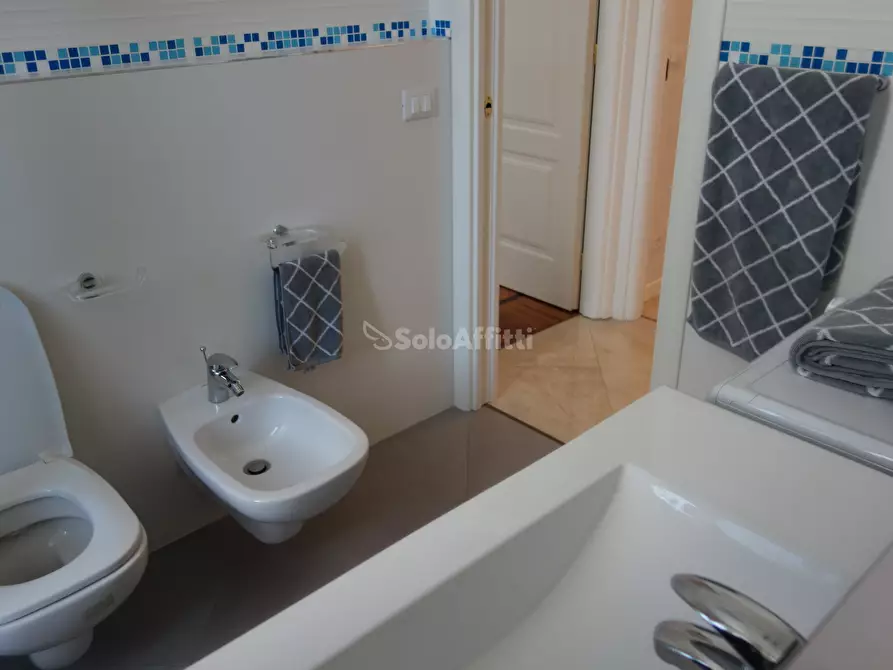 Immagine 20 di Trilocale in affitto  in Corso G. Garibaldi 169 a San Remo