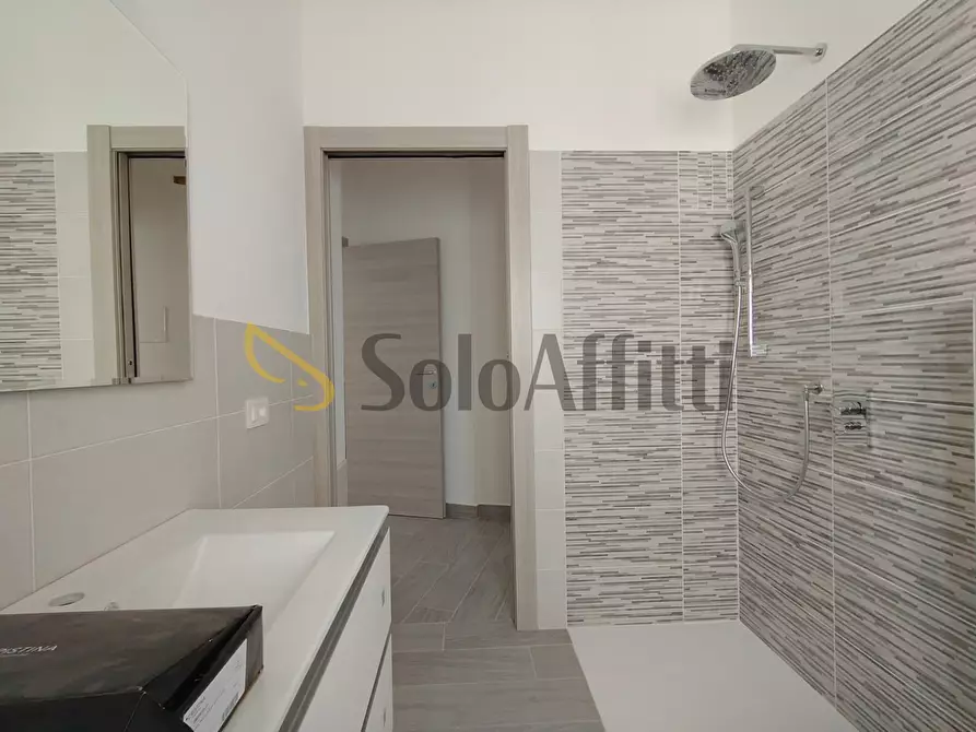 Immagine 8 di Bilocale in affitto  a Gemonio