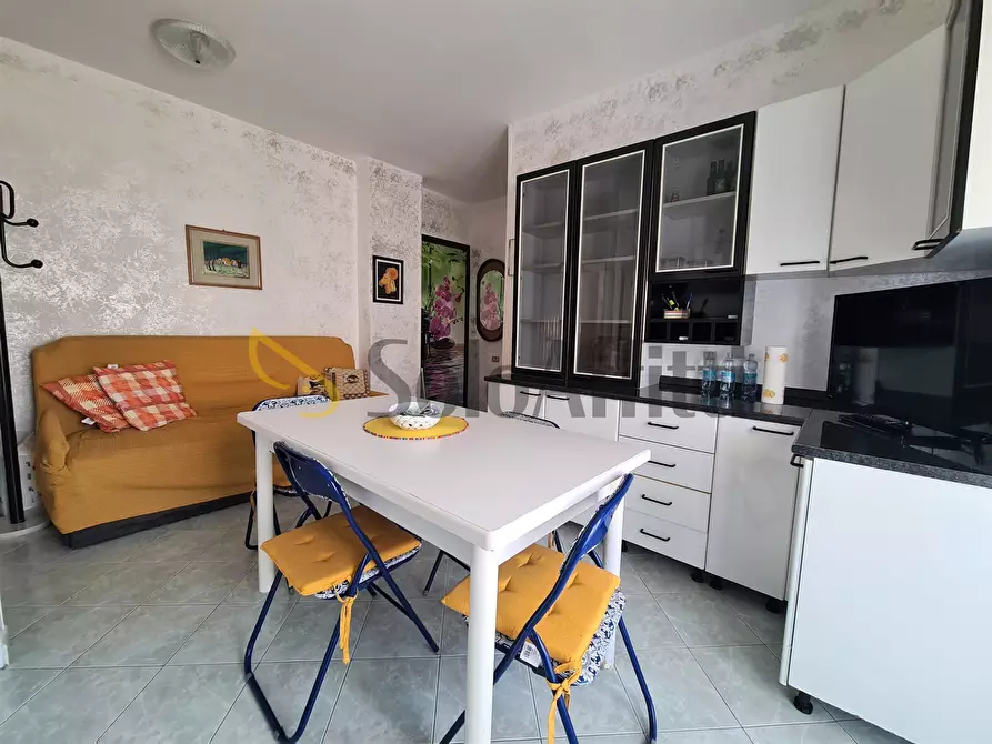 Immagine 4 di Bilocale in affitto  a Catanzaro