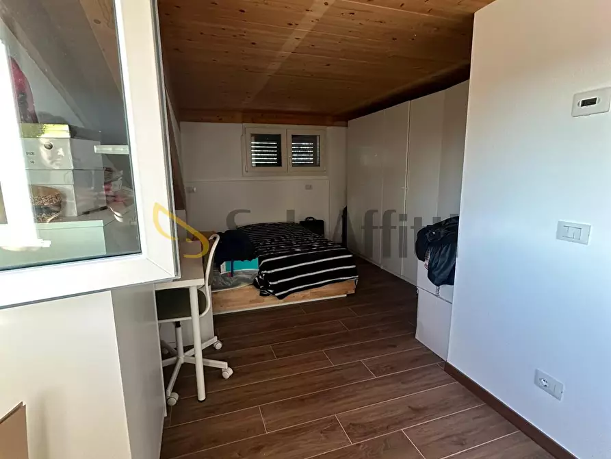 Immagine 16 di Villa in affitto  in Via Orsoleto a Rimini