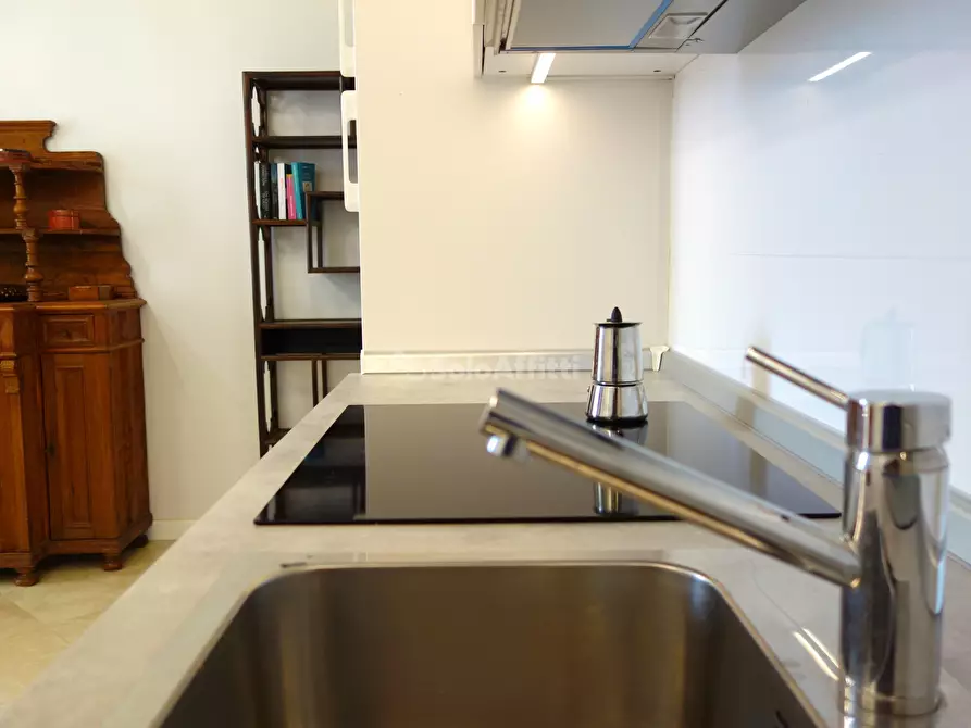 Immagine 4 di Trilocale in affitto  in Corso G. Garibaldi 169 a San Remo