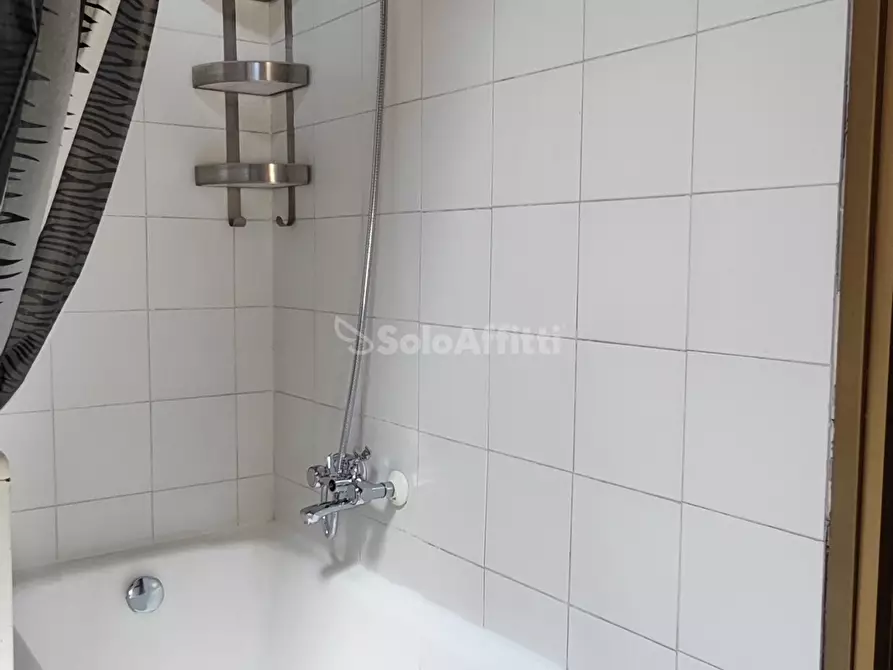 Immagine 3 di Bilocale in affitto  in Via Monte Santo 3 a Cinisello Balsamo