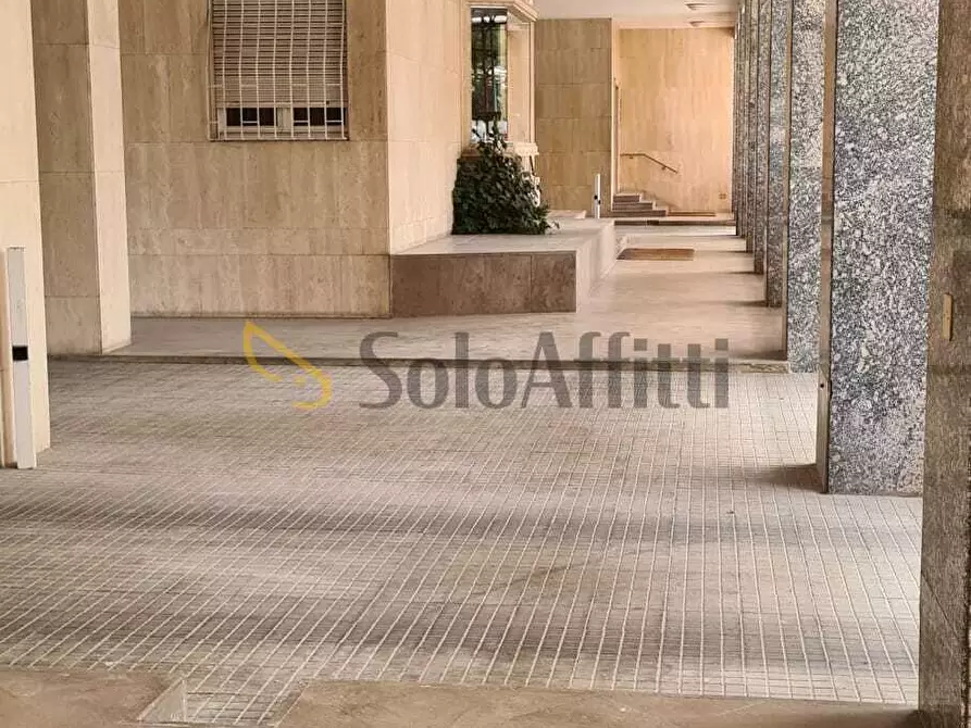 Immagine 29 di Quadrilocale in affitto  in Piazza del Monastero 10 a Torino