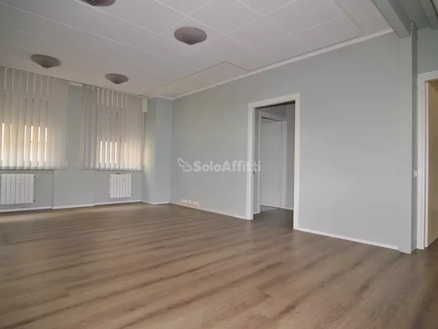 Immagine 15 di Ufficio in affitto  in Via Cairoli 61 a Livorno