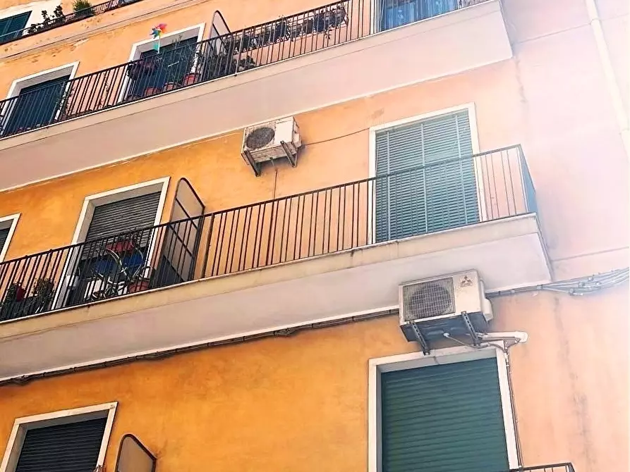 Immagine 3 di Locale commerciale in affitto  a Catania