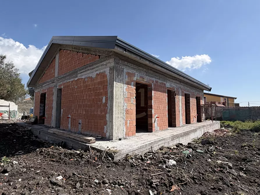 Immagine 5 di Villa in vendita  in Via Aristotele 14 a Mascalucia