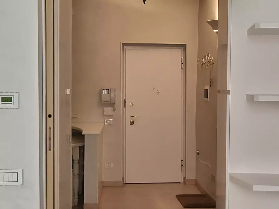 Immagine 12 di Loft/Open space in affitto  in Strada Luigi Carlo Farini 76 a Parma