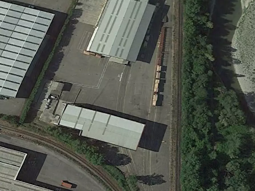 Immagine 14 di Attività artigianale in vendita  in Via londra a Parma