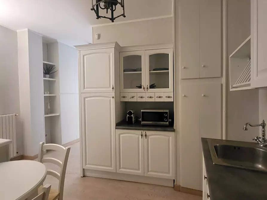 Immagine 16 di Loft/Open space in affitto  in Strada Luigi Carlo Farini 76 a Parma