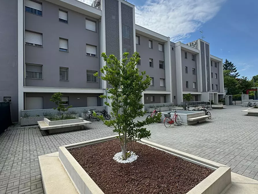 Immagine 13 di Appartamento in vendita  a Parma