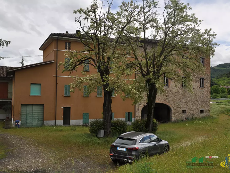 Immagine 1 di Casa indipendente in vendita  in LA SALITA a Fornovo Di Taro