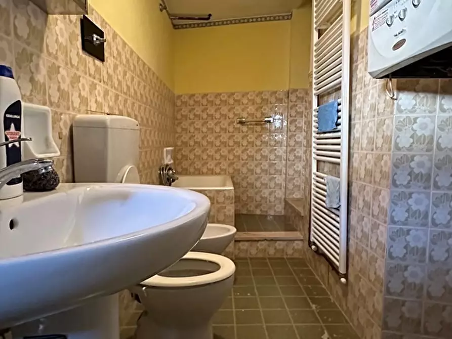 Immagine 25 di Terratetto in vendita  in Strada di Tordenaso 47 a Langhirano