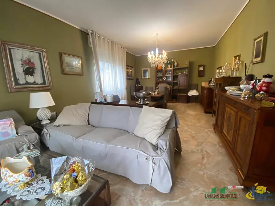 Immagine 24 di Villa in vendita  in Via Giosuè Carducci 3 a Medesano