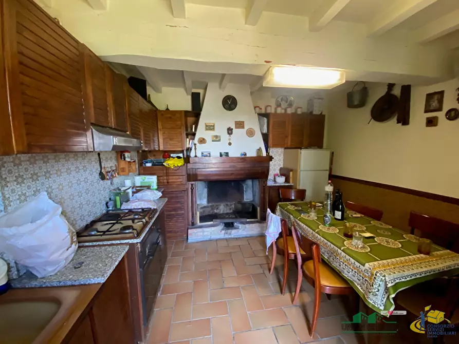 Immagine 6 di Terratetto in vendita  in SP54 109 a Medesano