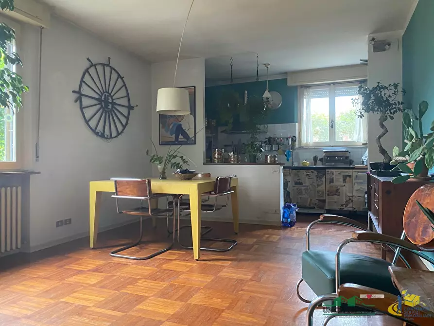 Immagine 11 di Villa in vendita  in Via Giosuè Carducci 3 a Medesano