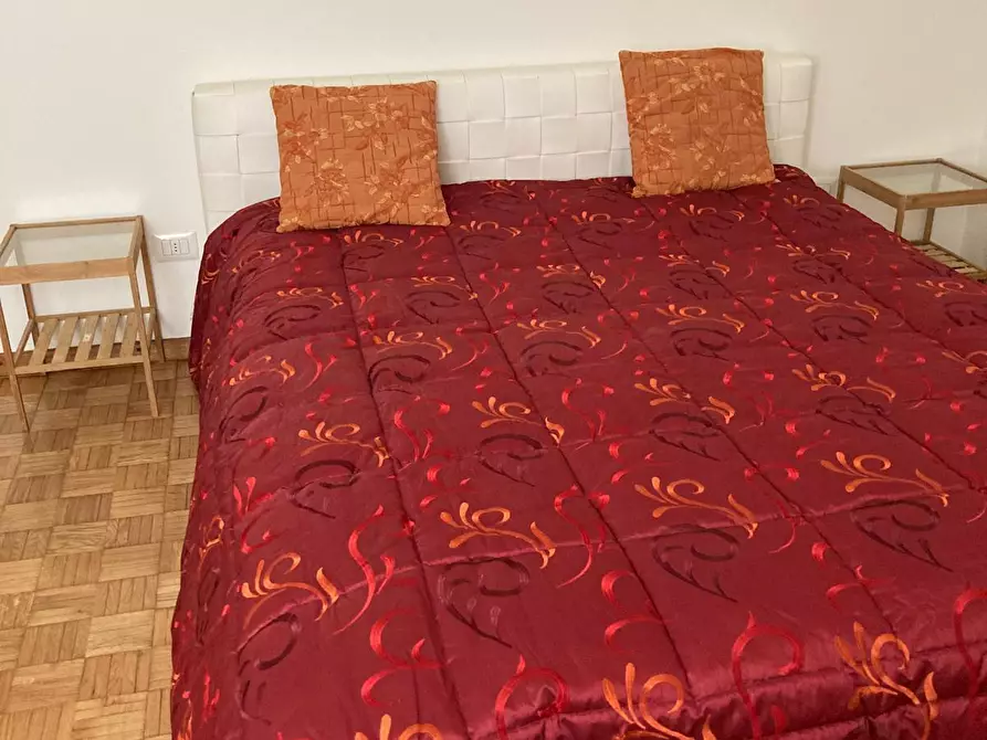 Immagine 7 di Bilocale in affitto  a Parma