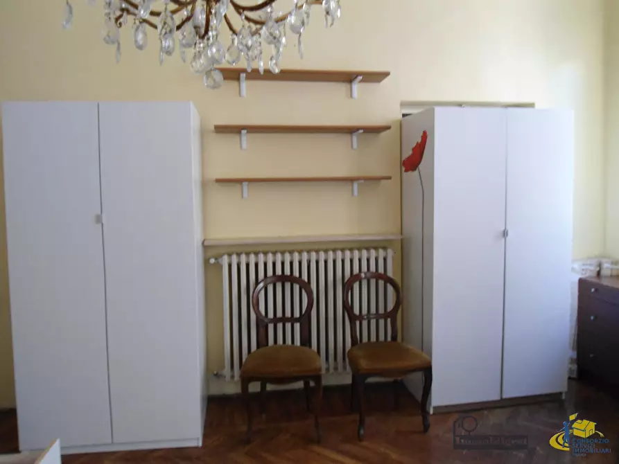 Immagine 25 di Trilocale in vendita  in Strada Garibaldi 45 a Parma