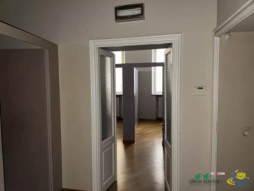 Immagine 3 di Ufficio in vendita  in Via Pietro Torrigiani a Parma