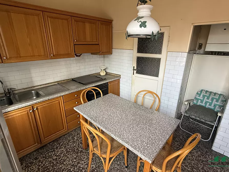 Immagine 10 di Quadrilocale in vendita  in Via Nicolò dell'Abate 30 a Modena