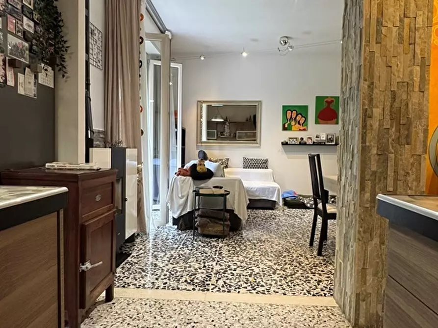 Immagine 6 di Trilocale in vendita  in Via Giacomo Leopardi a Collecchio