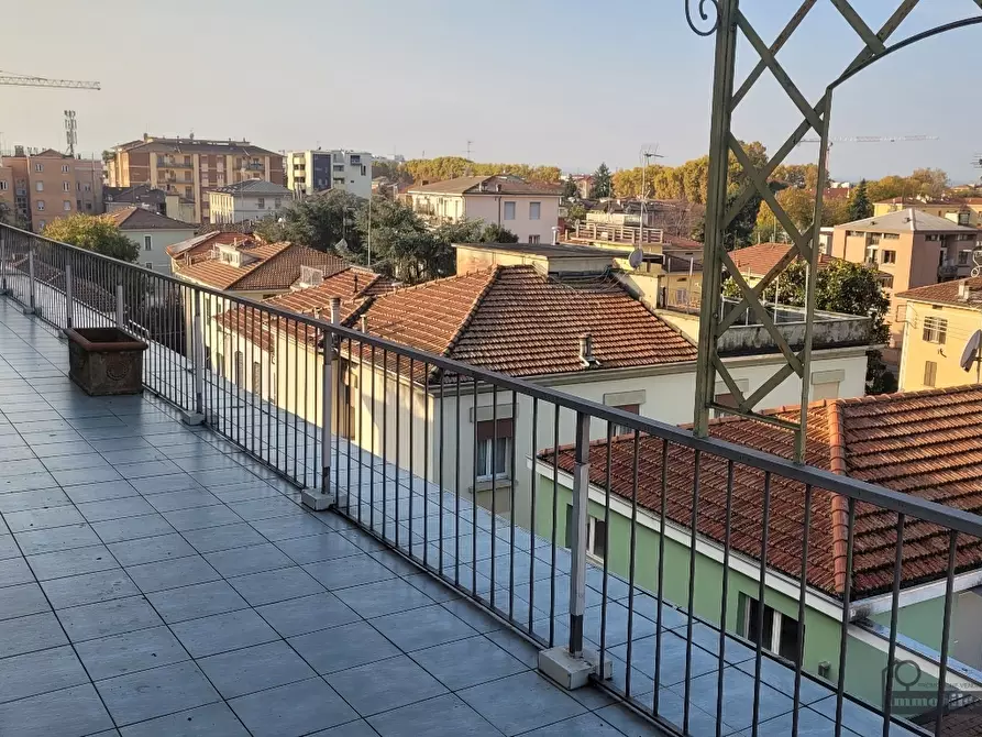 Immagine 28 di Attico in vendita  in Via Pietro Martini 55 a Parma