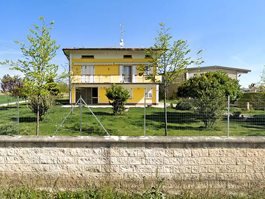 Immagine 3 di Casa bifamiliare in vendita  in Via Cornetole a Poviglio