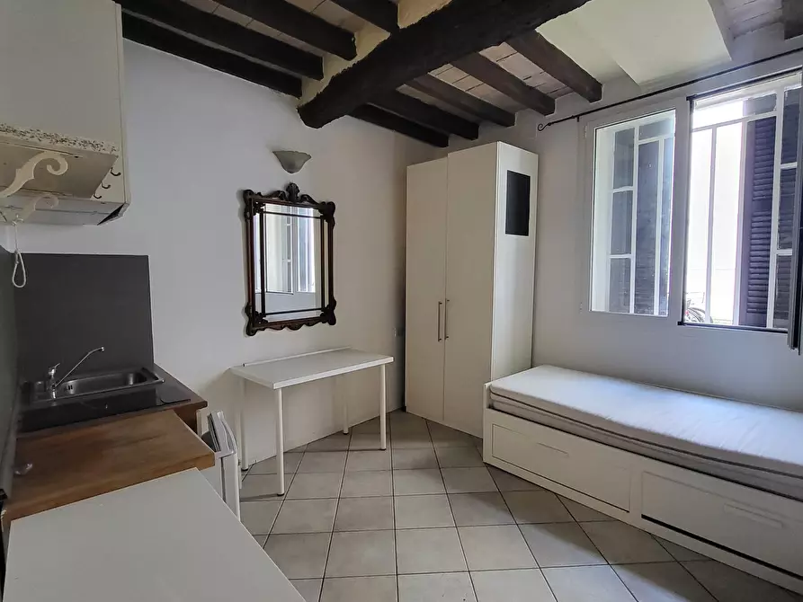 Immagine 15 di Monolocale in vendita  in Borgo della Posta 23 a Parma