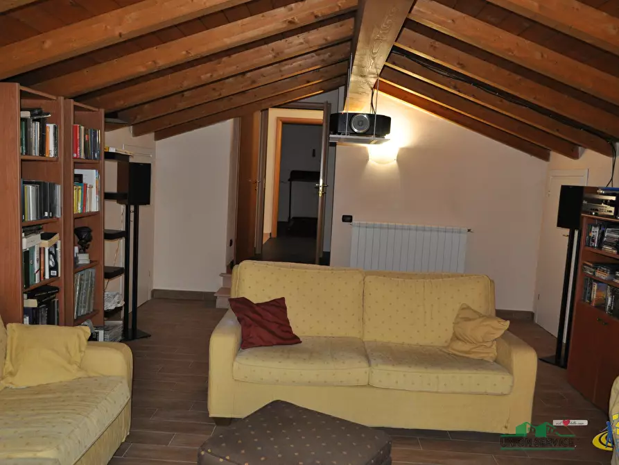 Immagine 25 di Villa in vendita  in Piazza I° Maggio a Sissa Trecasali