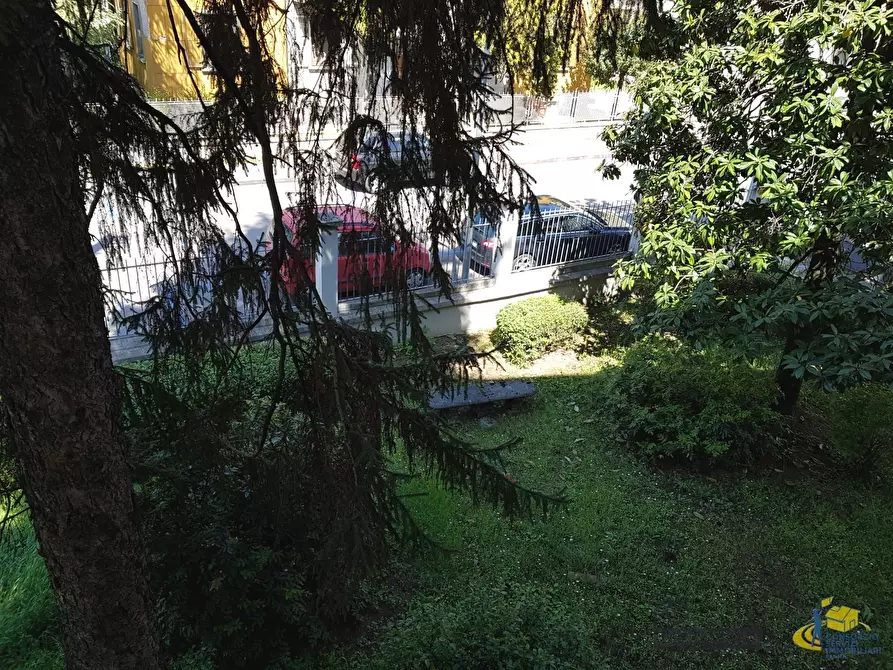 Immagine 3 di Trilocale in affitto  in Viale Tanara 13 a Parma